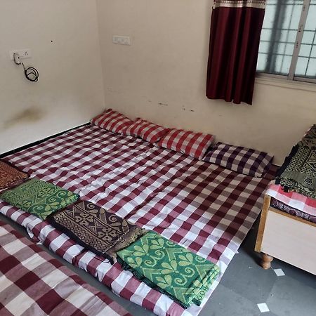 Samarth Sawali Guest House, Vidhyanagar Akkalkot Akalkot Exterior photo