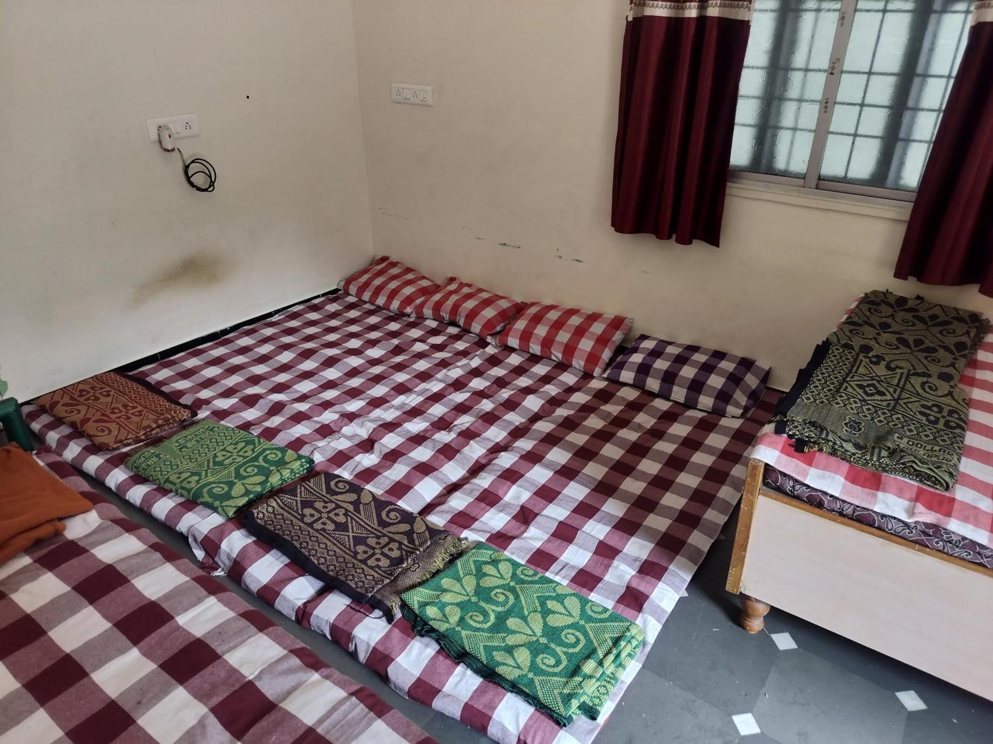 Samarth Sawali Guest House, Vidhyanagar Akkalkot Akalkot Exterior photo